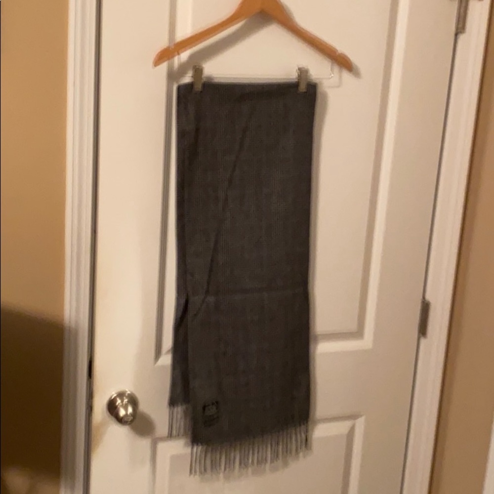 Jos A Banks Cashmere Men’s Scarf